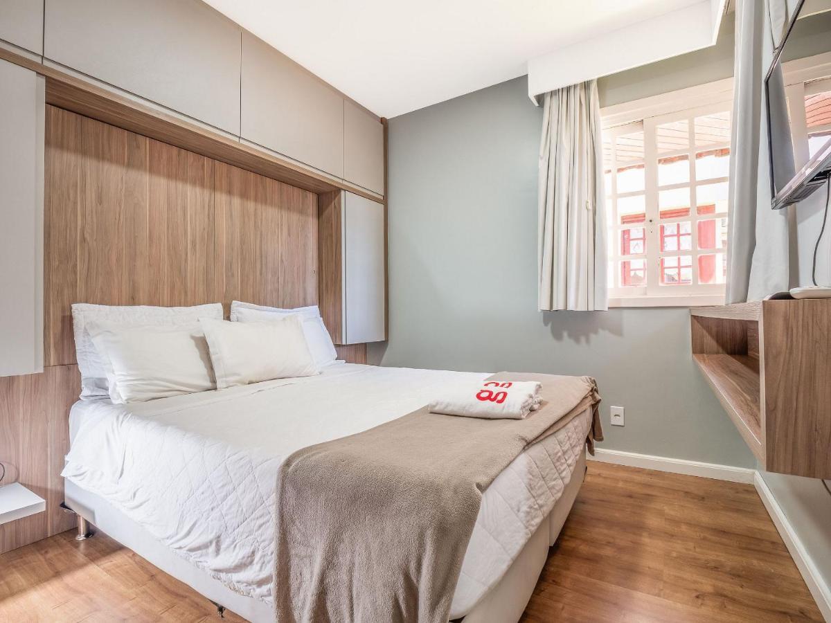 Vista Real 102 - Apartamento A 4 Minutos Da Rua Coberta De *