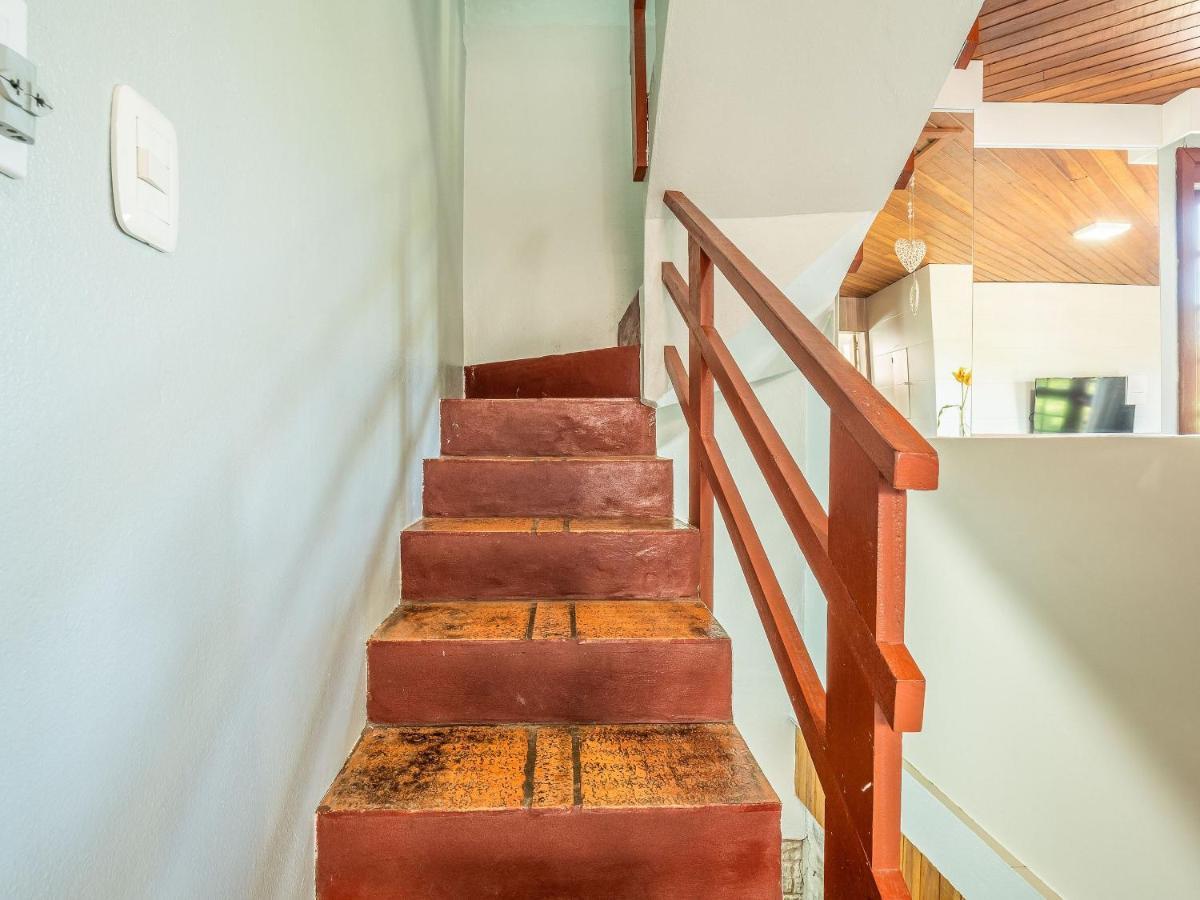 Vista Real 102 - Apartamento A 4 Minutos Da Rua Coberta De